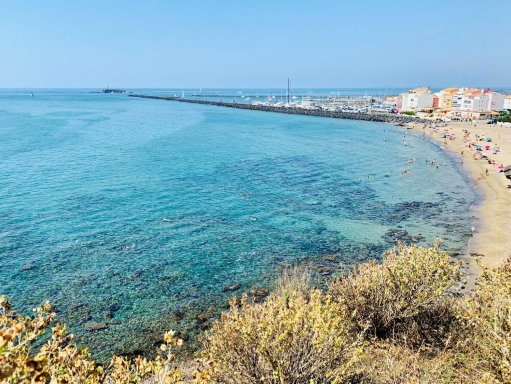 Magnifique Rez De Jardin 4 Couchages Apartment Agde Bagian luar foto