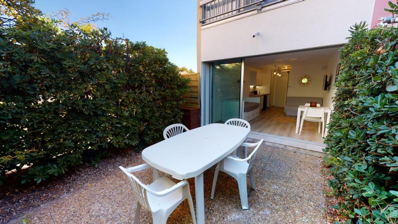 Magnifique Rez De Jardin 4 Couchages Apartment Agde Bagian luar foto